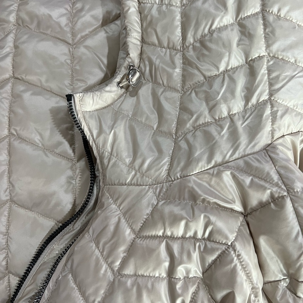 Kenneth Cole long puffer coat - Picture 3 of 12